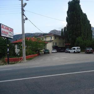 Ağlasun Alanlar Alabalik Ve Otel מראה חיצוני תמונה