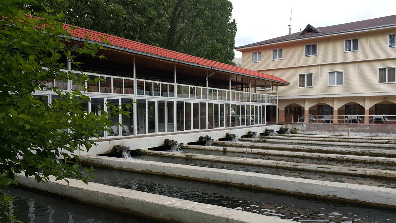 Ağlasun Alanlar Alabalik Ve Otel מראה חיצוני תמונה