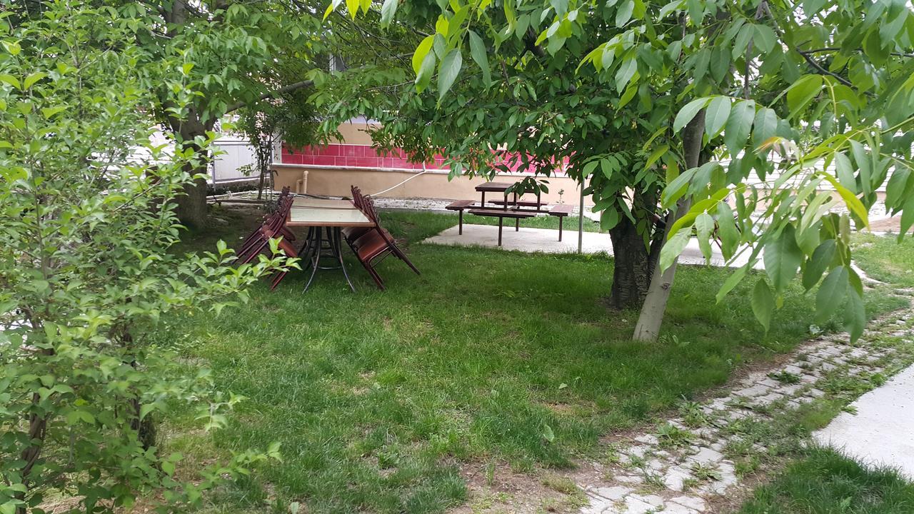 Ağlasun Alanlar Alabalik Ve Otel מראה חיצוני תמונה